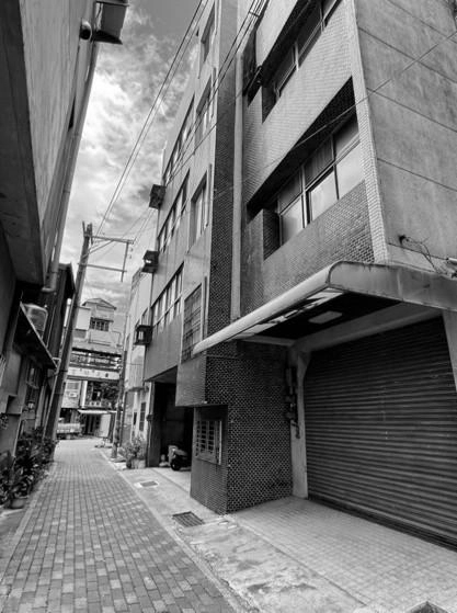 來客集團創辦人_王志桓董事長—收益型不動產之開發與經營 重建前外觀