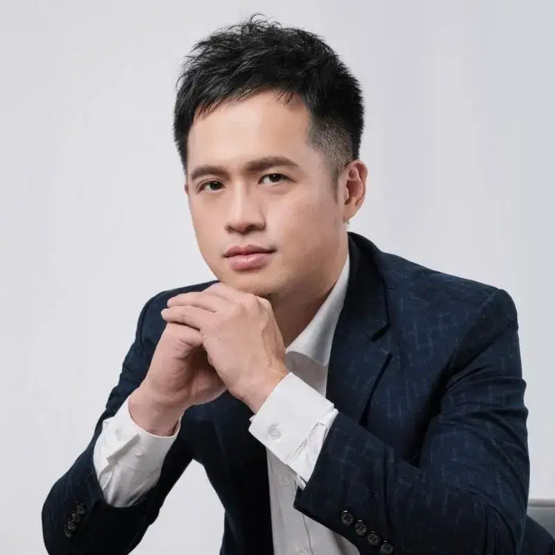 來客集團創辦人_王志桓董事長—收益型不動產之開發與經營 王志桓 董事長